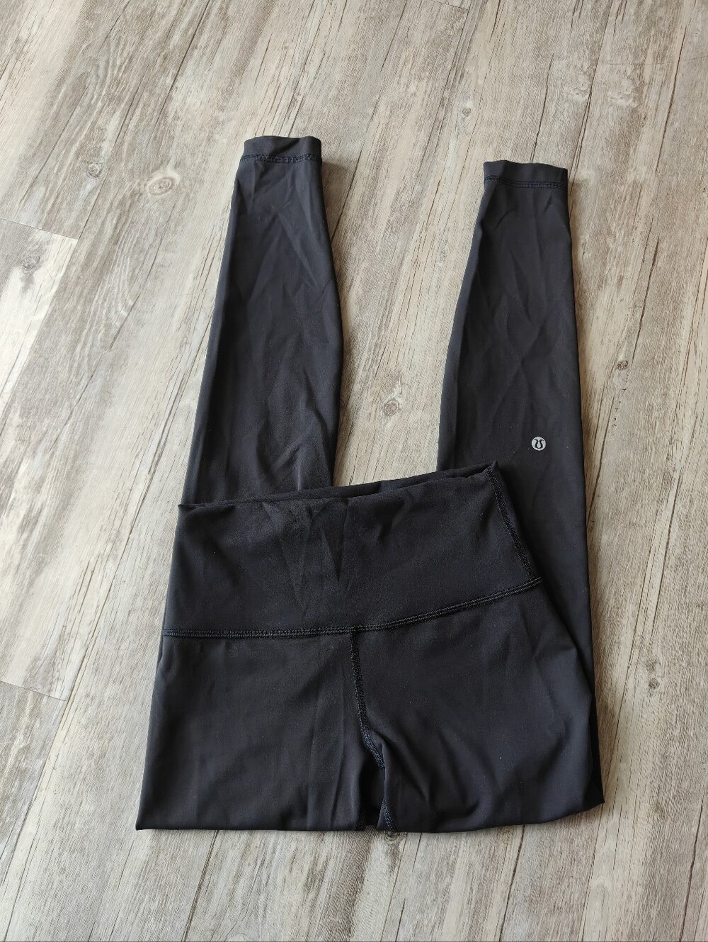 Lululemon Wunder Train High-Rise Tight 28" Black Size 6 EUC